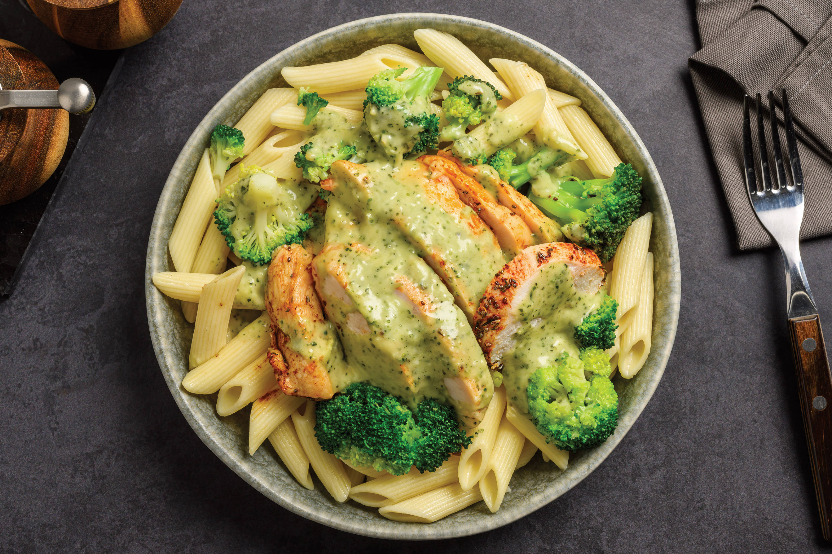 Herbed Chicken & Pesto Pasta